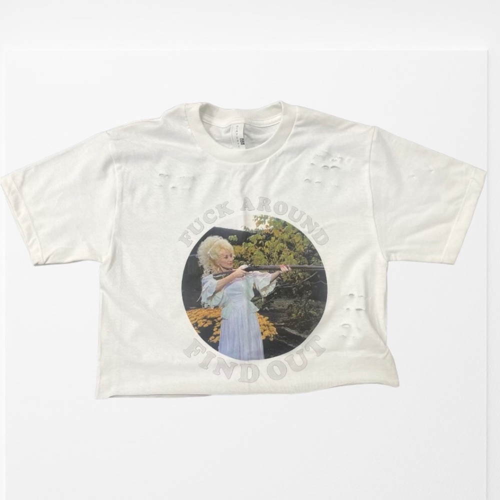 DOLLY FAFO Distressed crop top